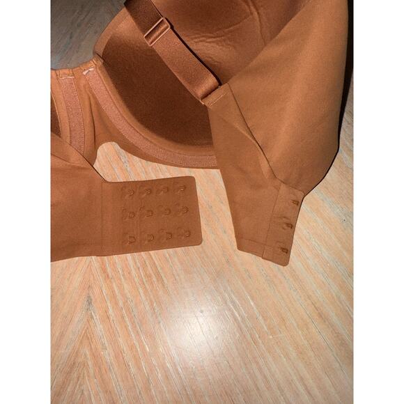 Aerie Smoothez Real Free Full Coverage
Lightly Lined Bra Horizon size 38DD - Picture 7 of 9